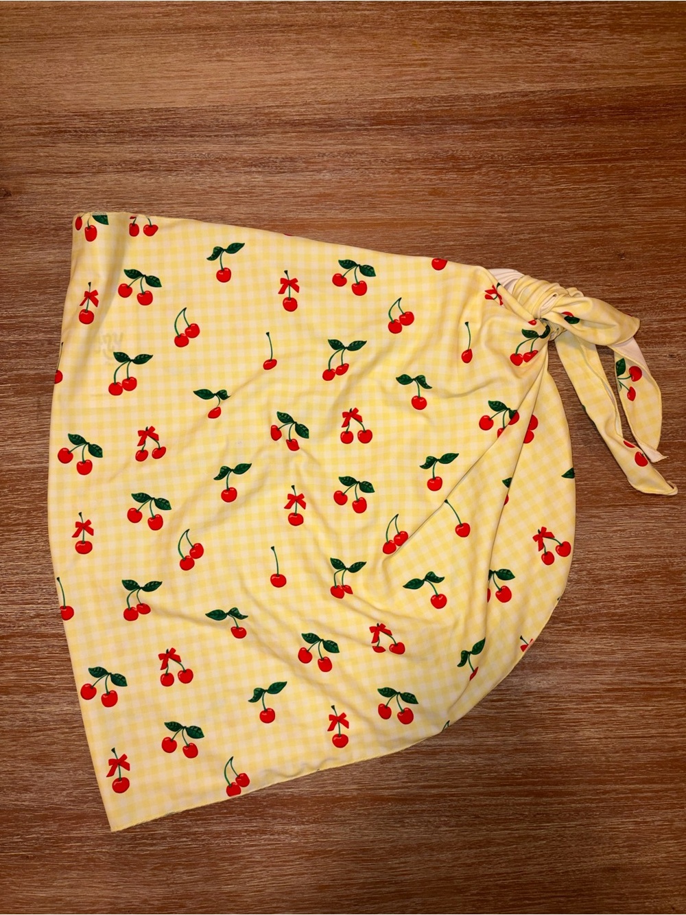 Women’s Shop Talulah Very Cherry Sarong